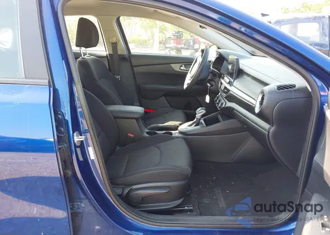 2021 Kia Forte Lxs из США, поврежденный, VIN 3KPF24AD6ME286818